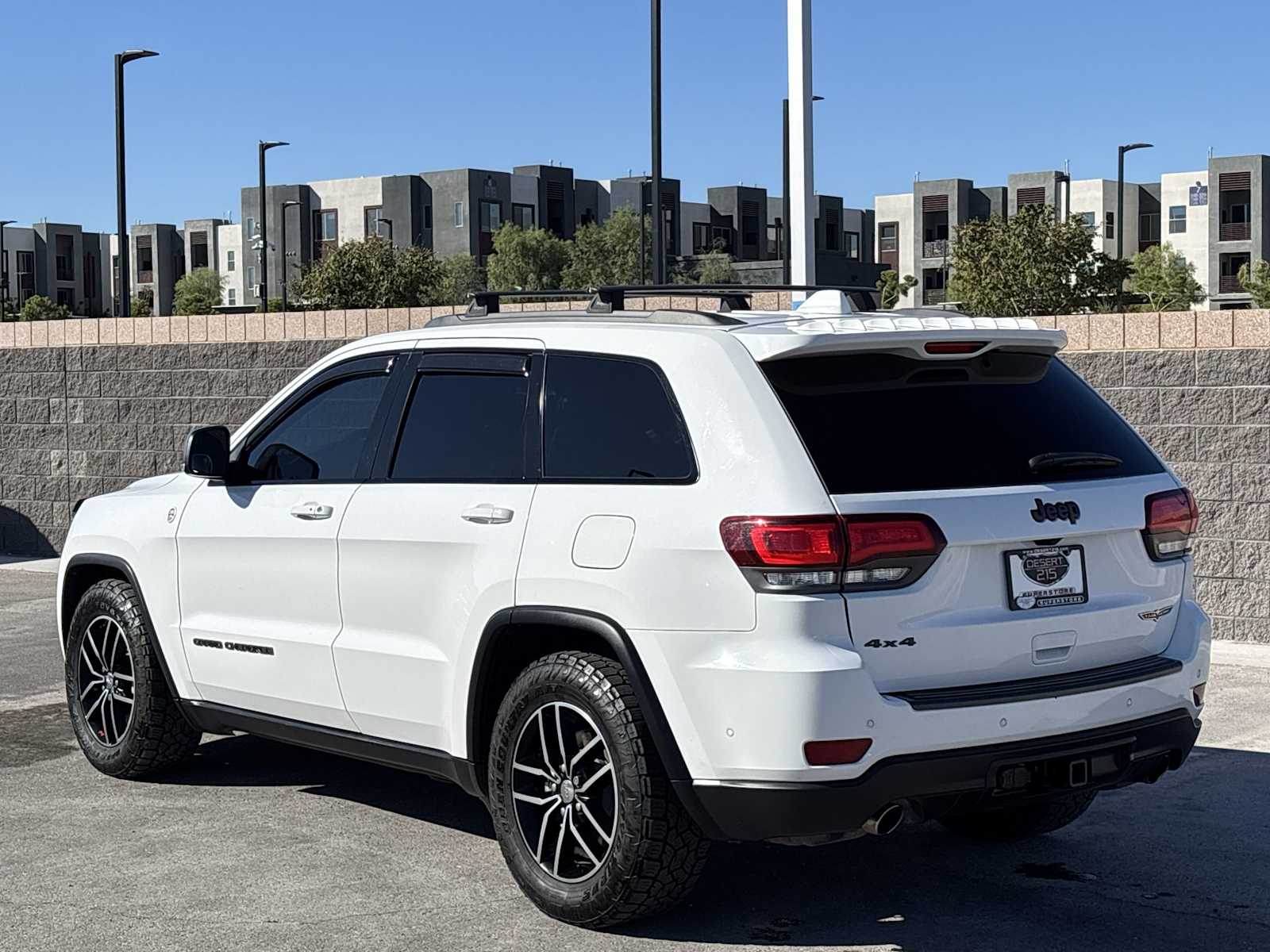 Thumbnail: 2018 Jeep Grand Cherokee - 7