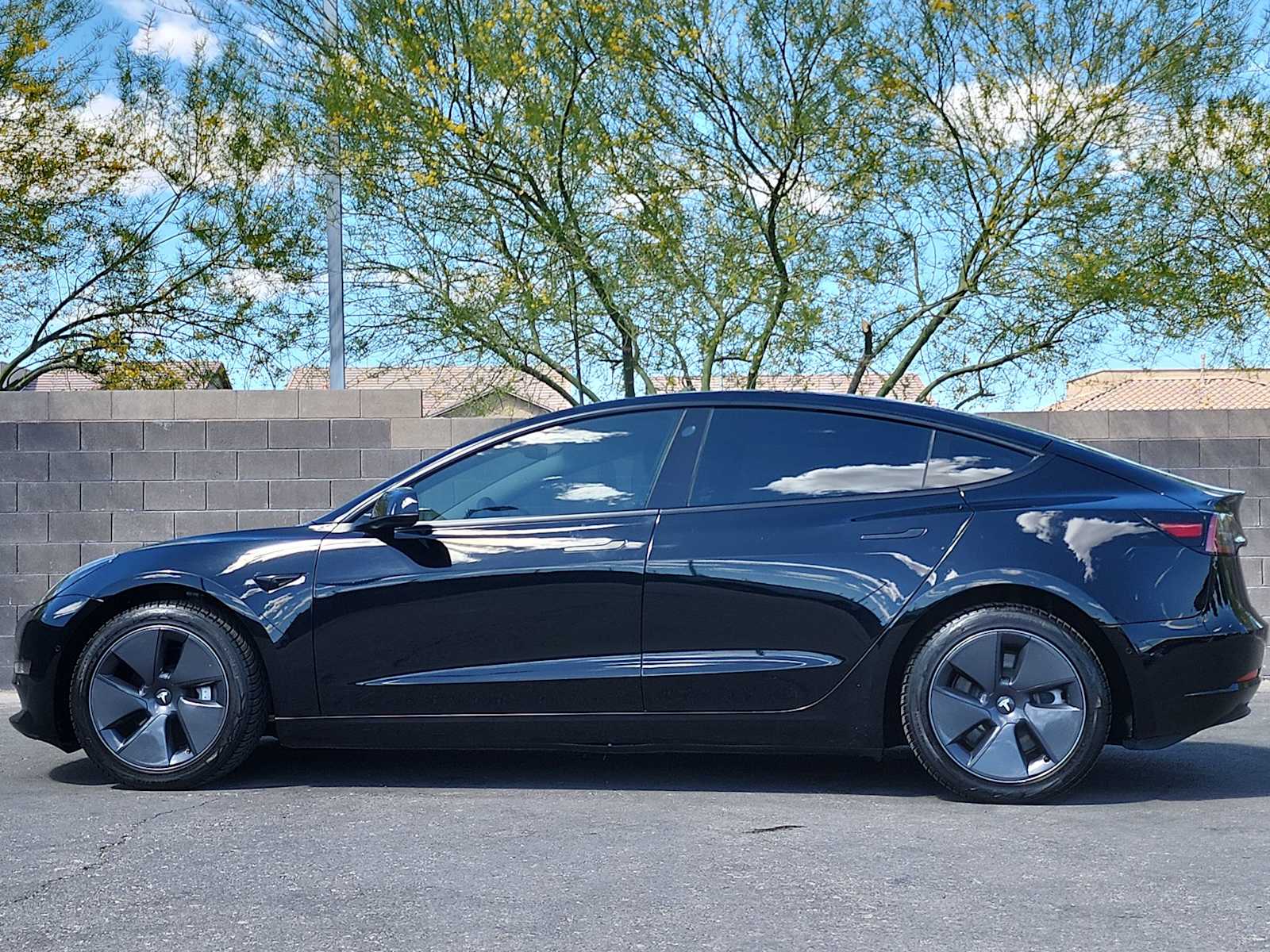 Thumbnail: 2022 Tesla Model 3 - 6