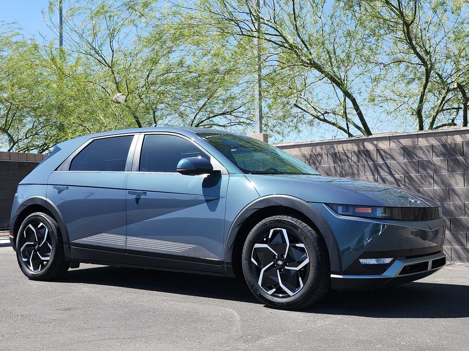 Thumbnail: 2024 Hyundai Ioniq 5 - 3