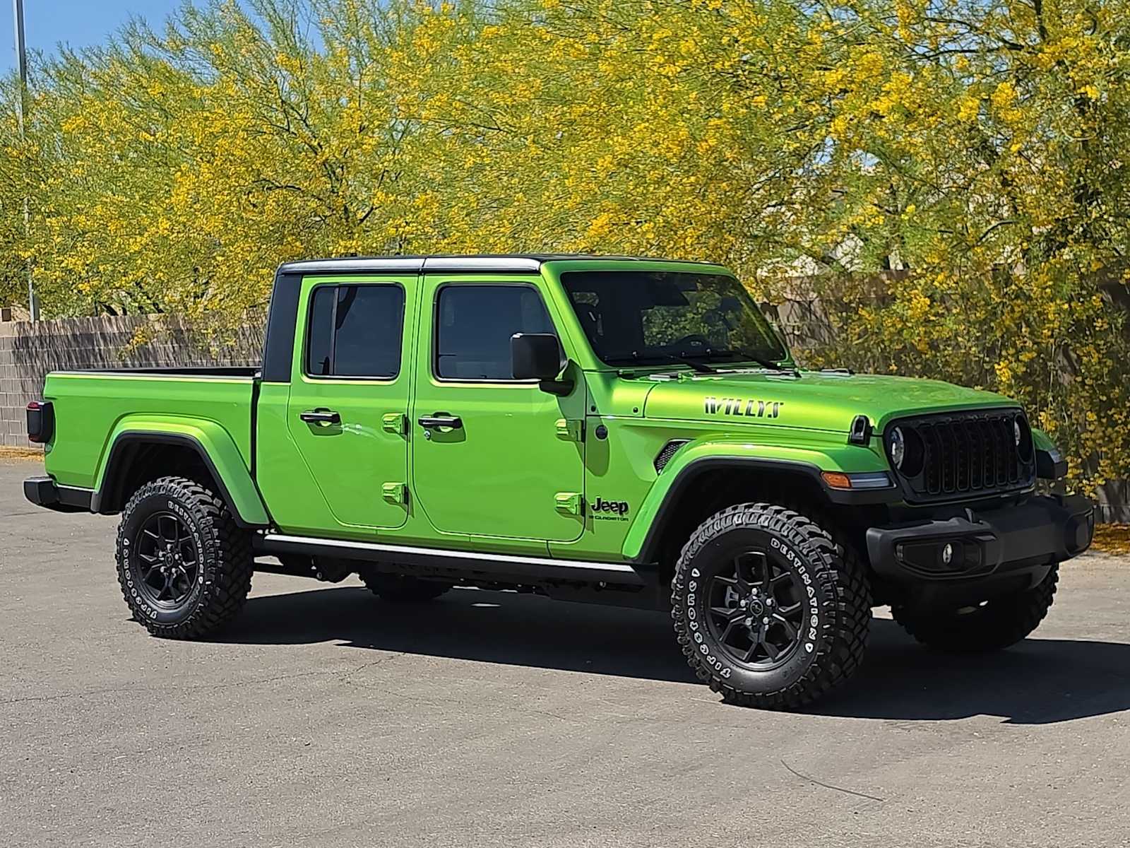 Thumbnail: 2026 Jeep Gladiator - 3