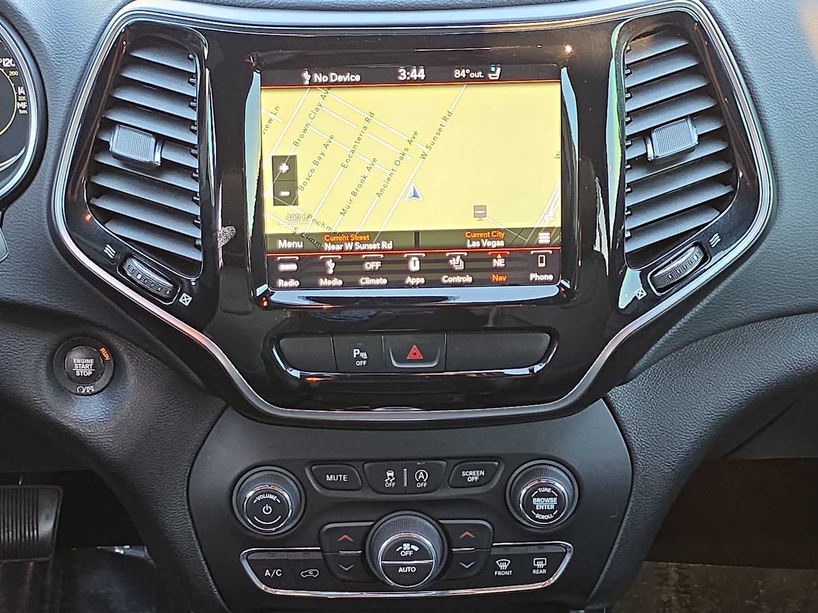 Thumbnail: 2019 Jeep Cherokee - 19