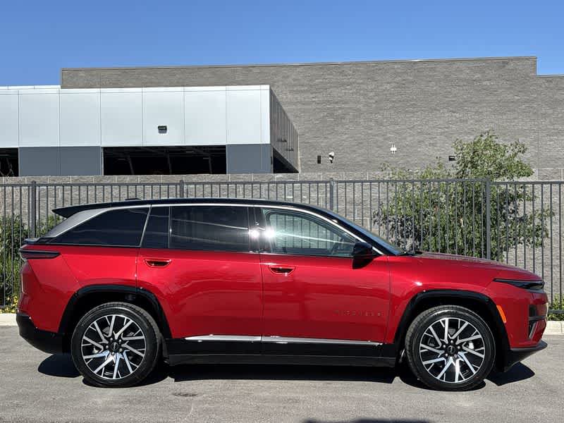 Thumbnail: 2025 Jeep Wagoneer S - 9