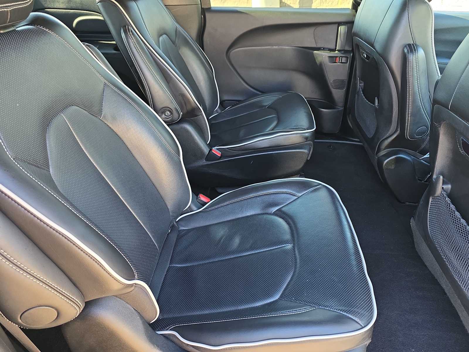 Thumbnail: 2024 Chrysler Pacifica - 16