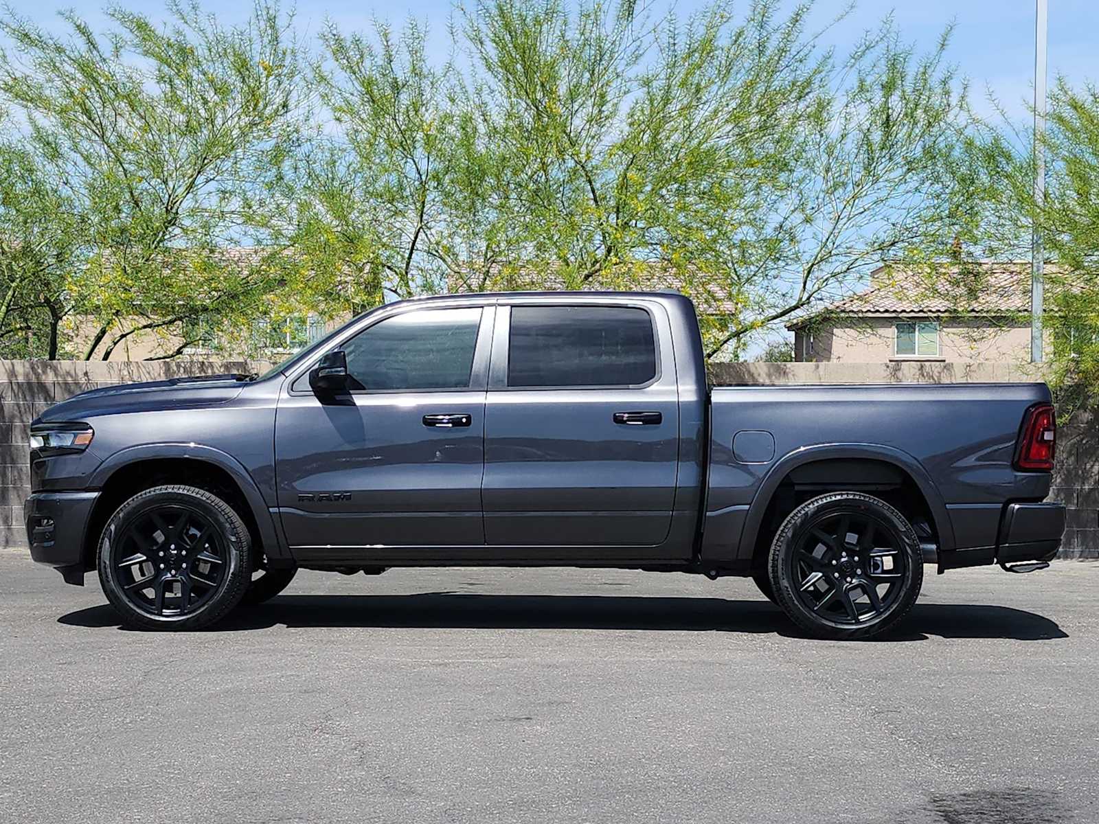 Thumbnail: 2026 RAM 1500 - 5