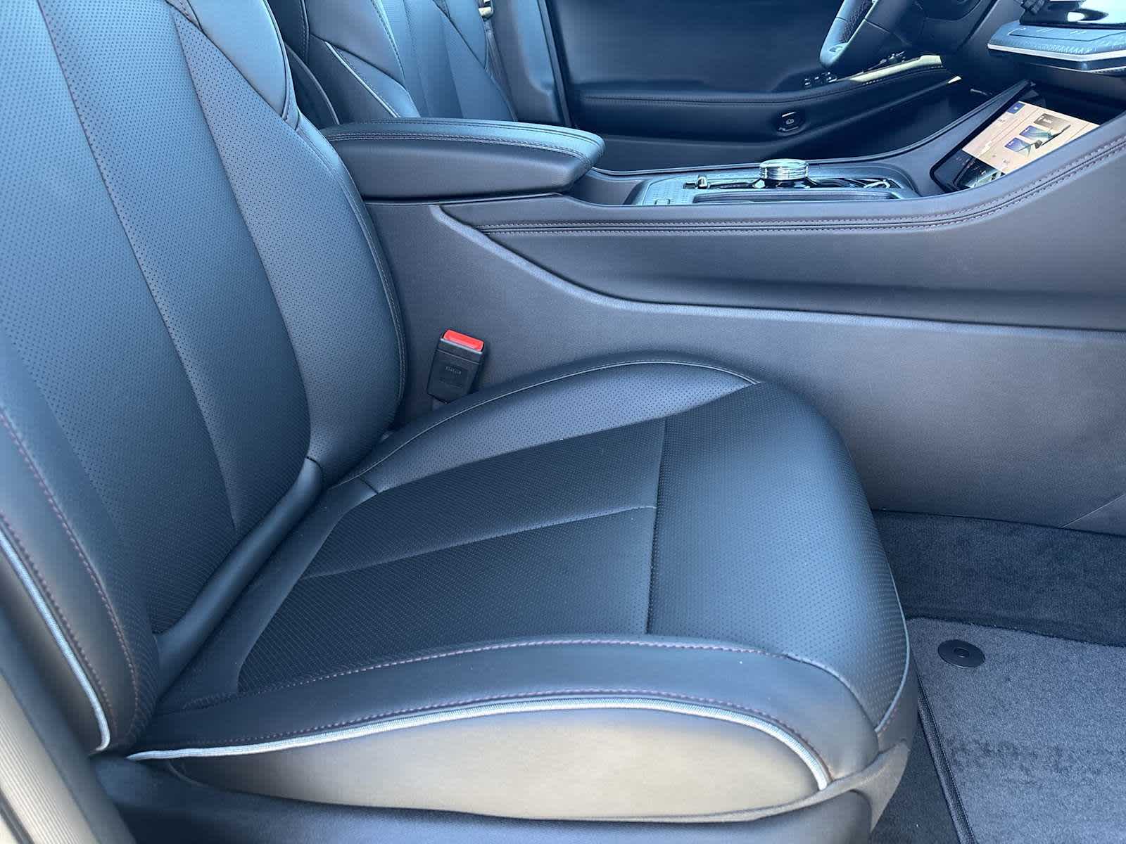 Thumbnail: 2025 Jeep Wagoneer S - 16