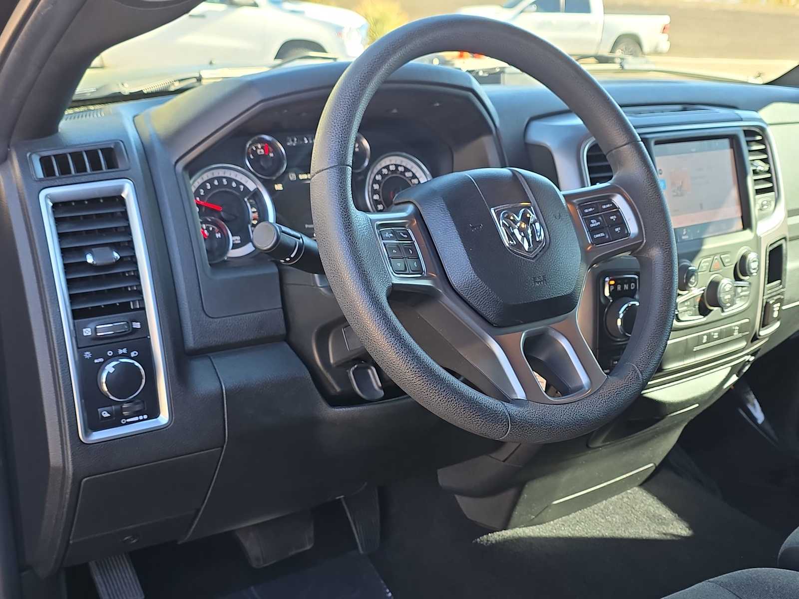 Thumbnail: 2022 RAM 1500 Classic - 2