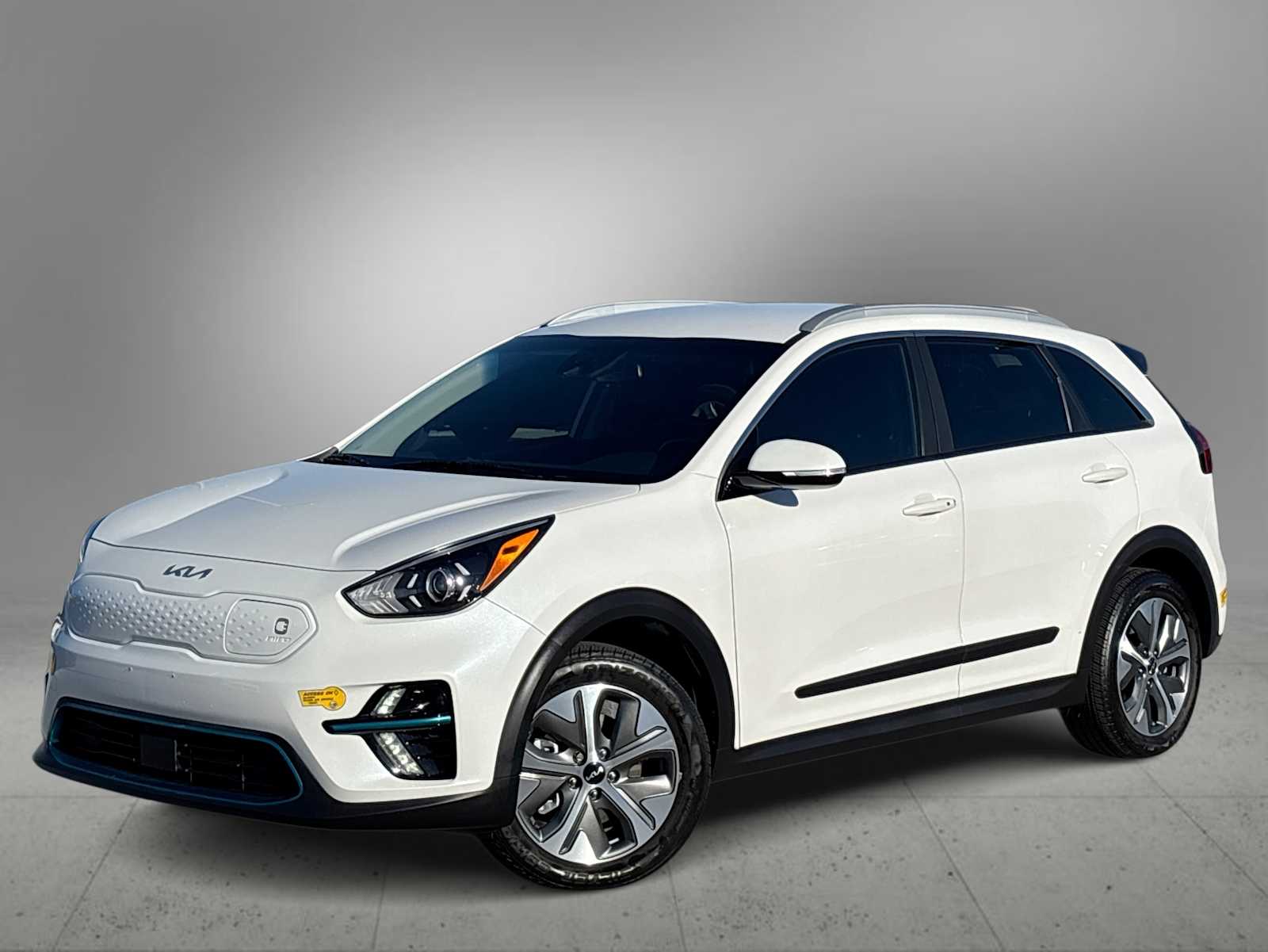 Thumbnail: 2022 Kia Niro - 1