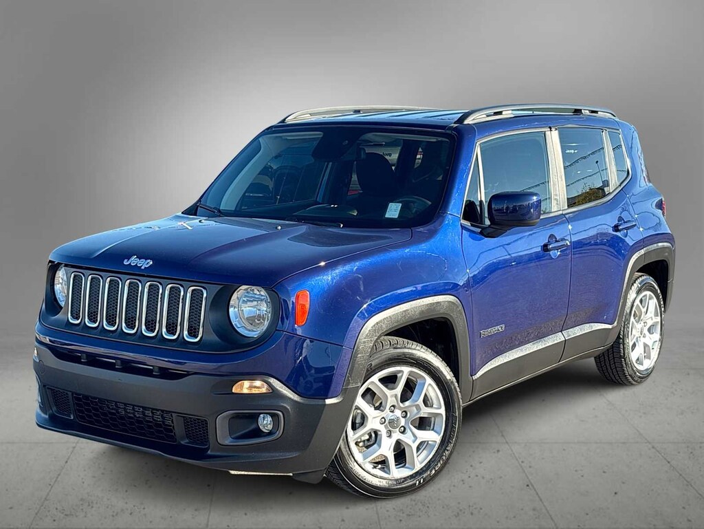 Used 2018 Jeep Renegade Latitude SUV