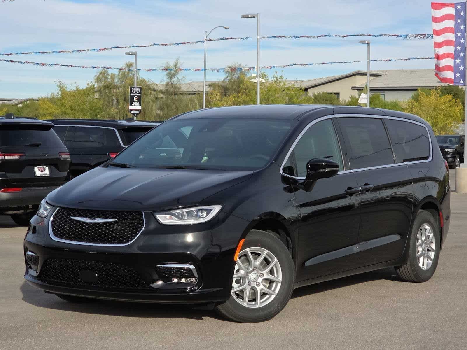 Thumbnail: 2026 Chrysler Pacifica - 36