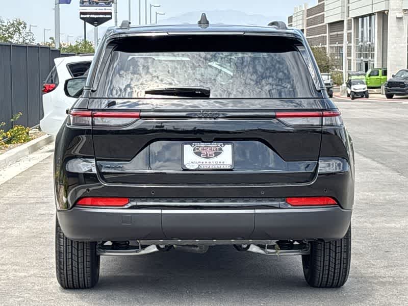 Thumbnail: 2025 Jeep Grand Cherokee - 5