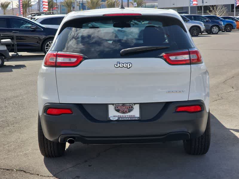 Thumbnail: 2017 Jeep Cherokee - 7