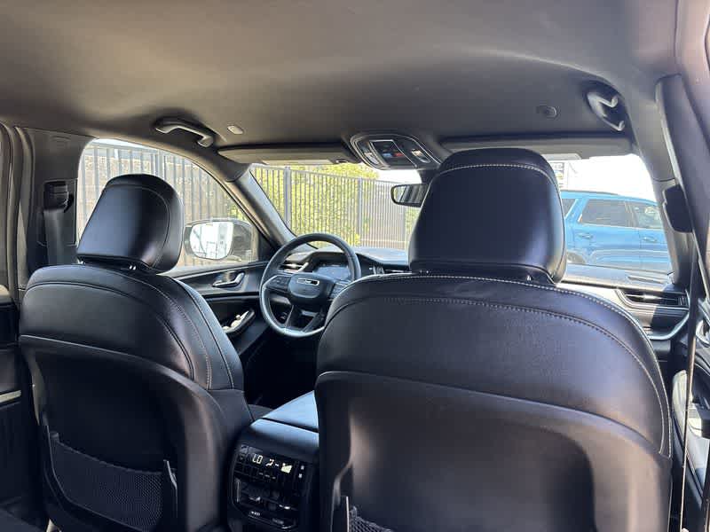 Thumbnail: 2024 Jeep Grand Cherokee L - 16