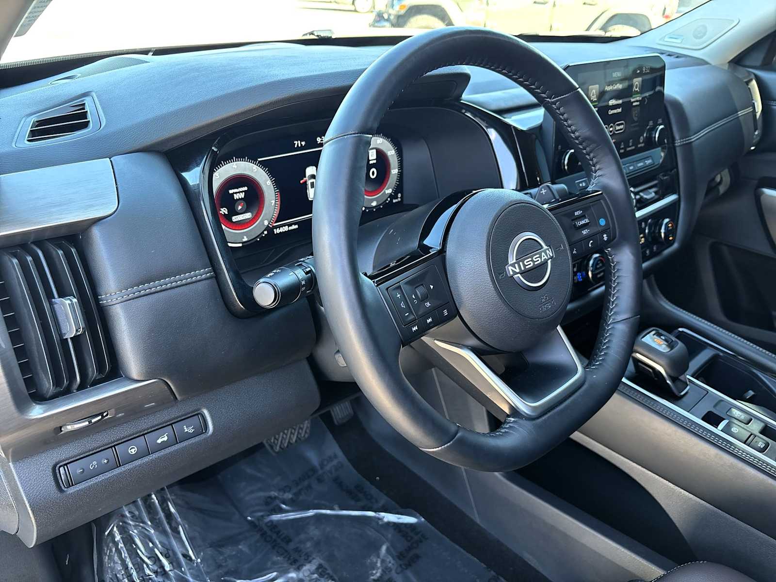 Thumbnail: 2024 Nissan Pathfinder - 2