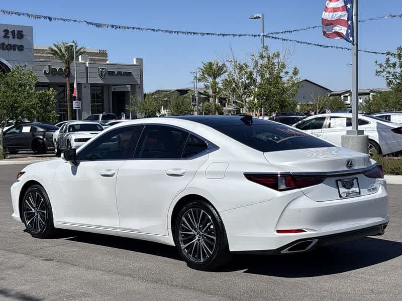 2022 Lexus ES  6