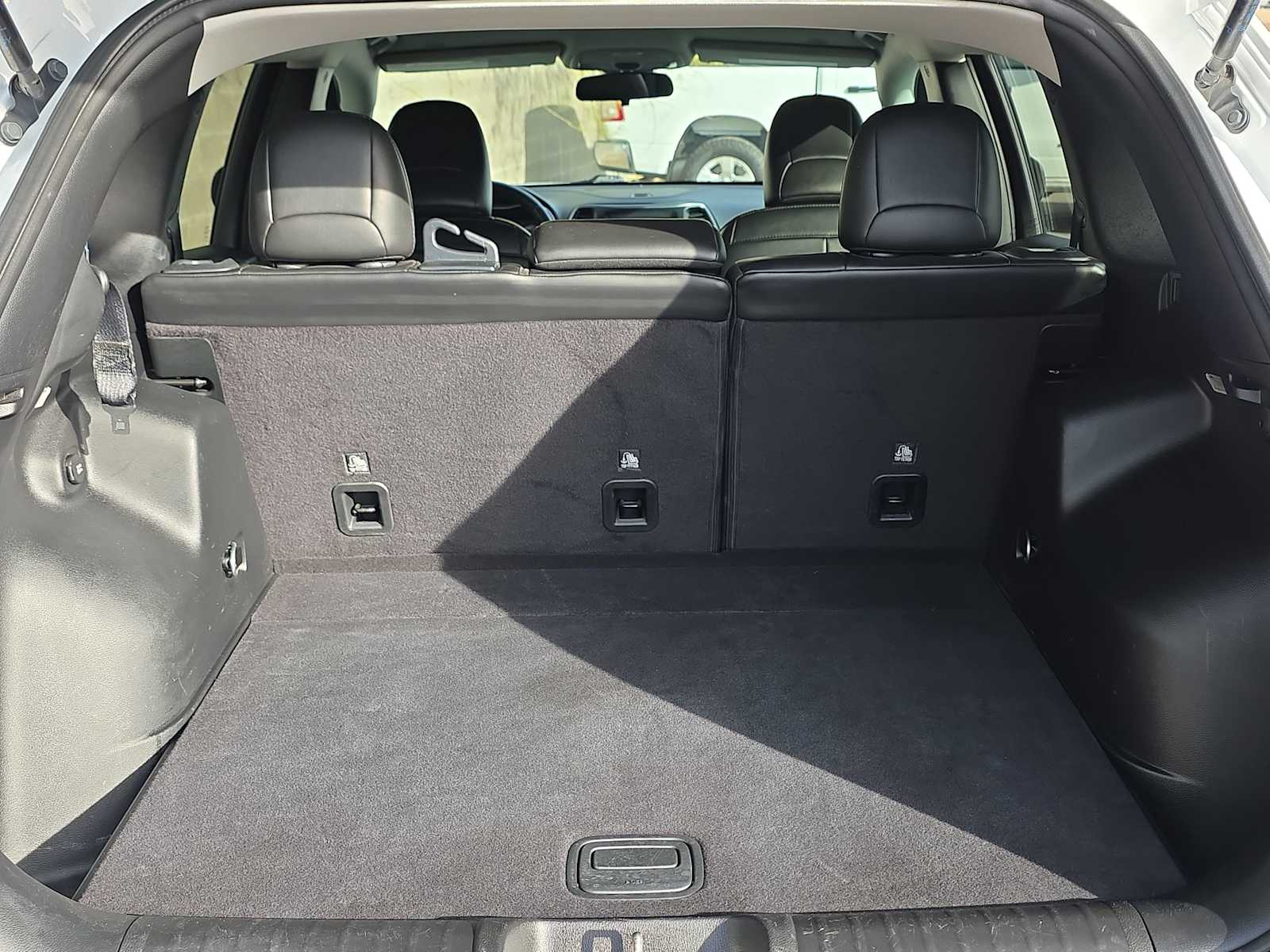 Thumbnail: 2019 Jeep Cherokee - 23