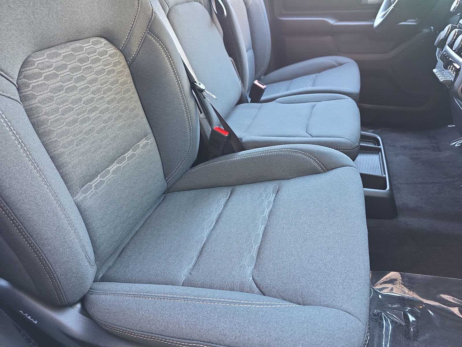 Thumbnail: 2026 RAM 1500 - 18