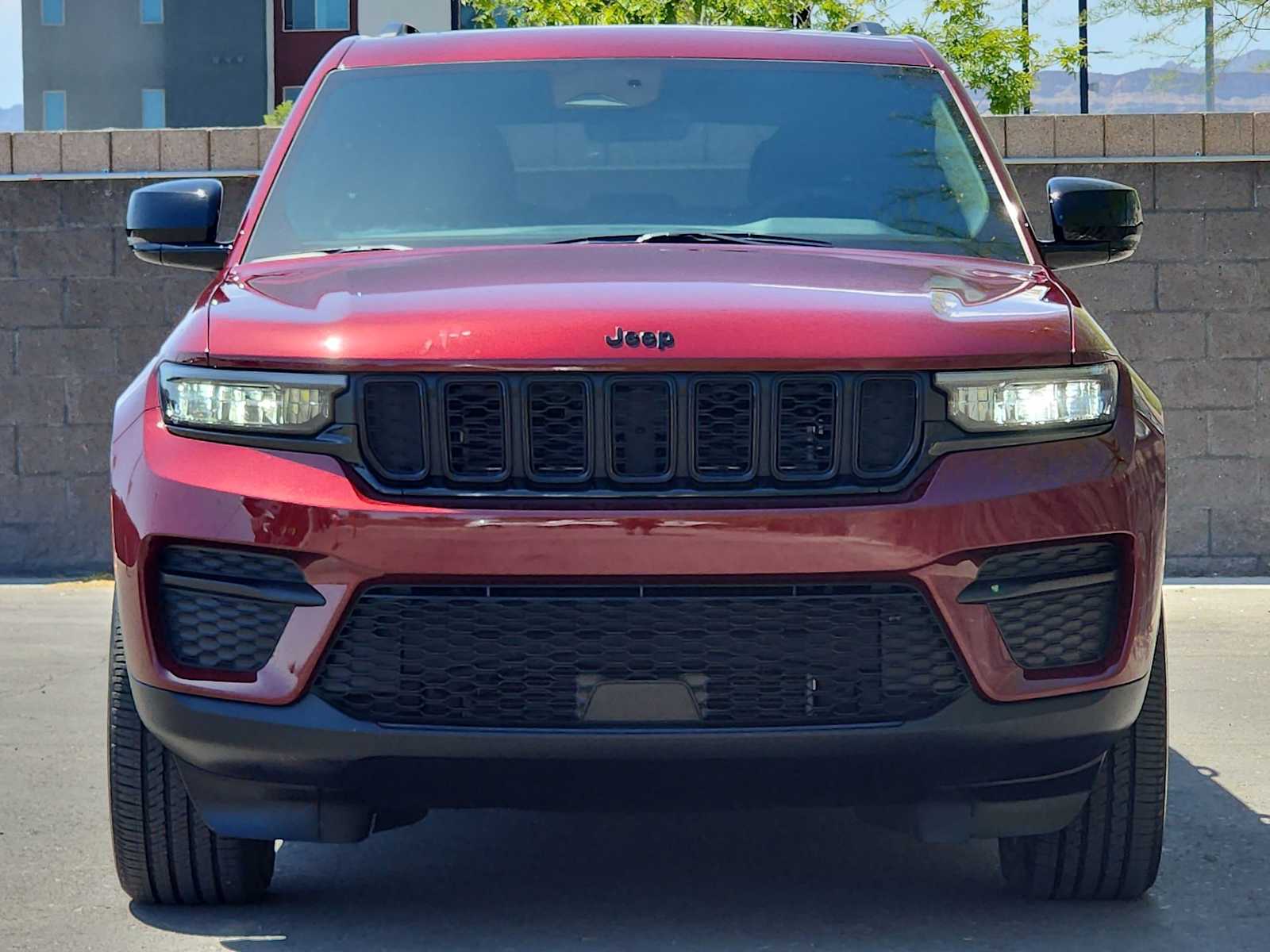 Thumbnail: 2025 Jeep Grand Cherokee - 4