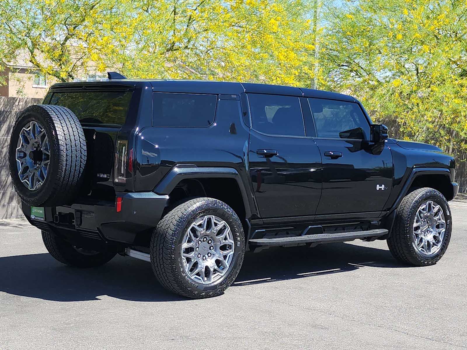 Thumbnail: 2024 GMC Hummer EV - 9