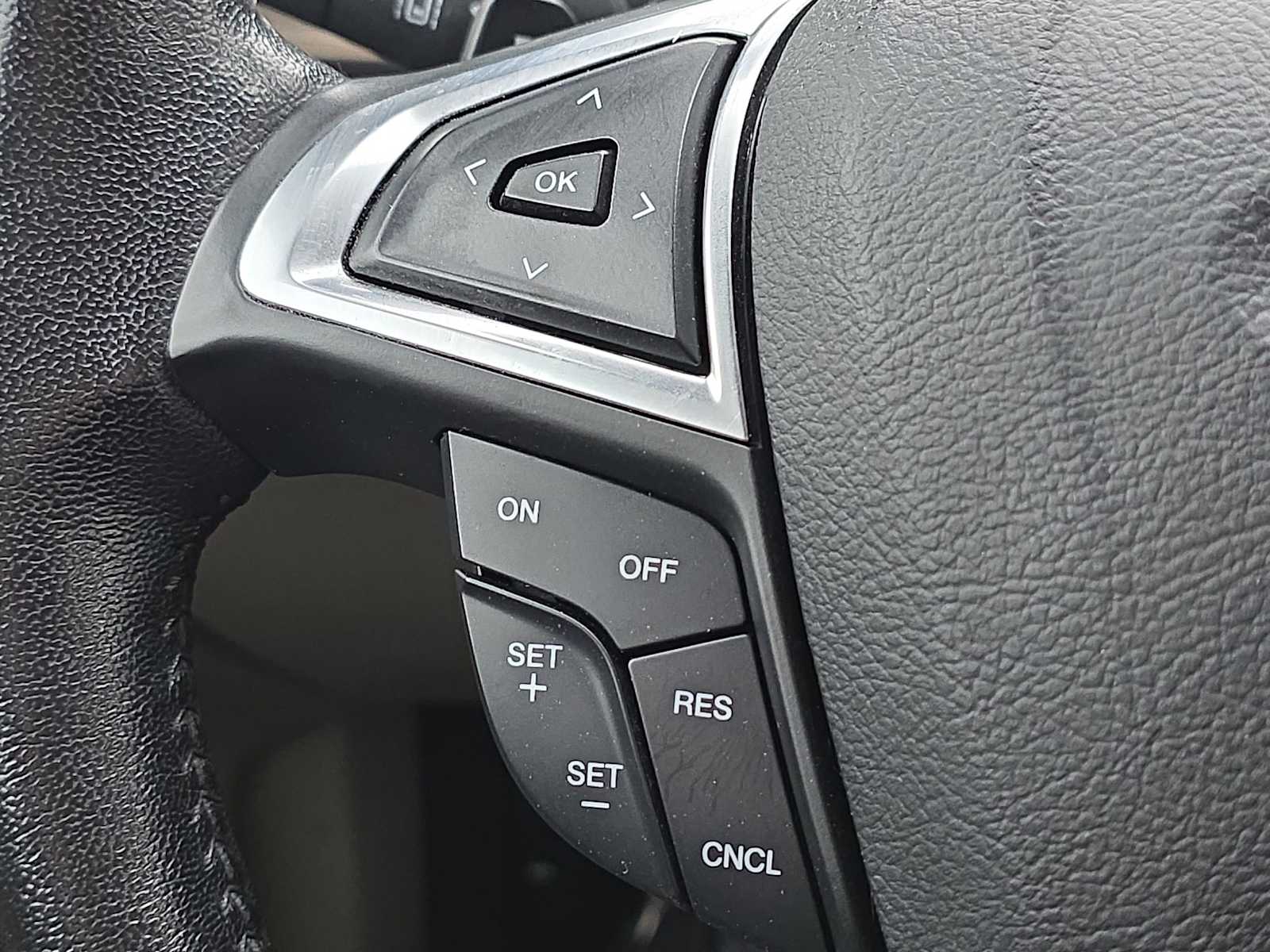 Thumbnail: 2017 Ford Fusion - 27