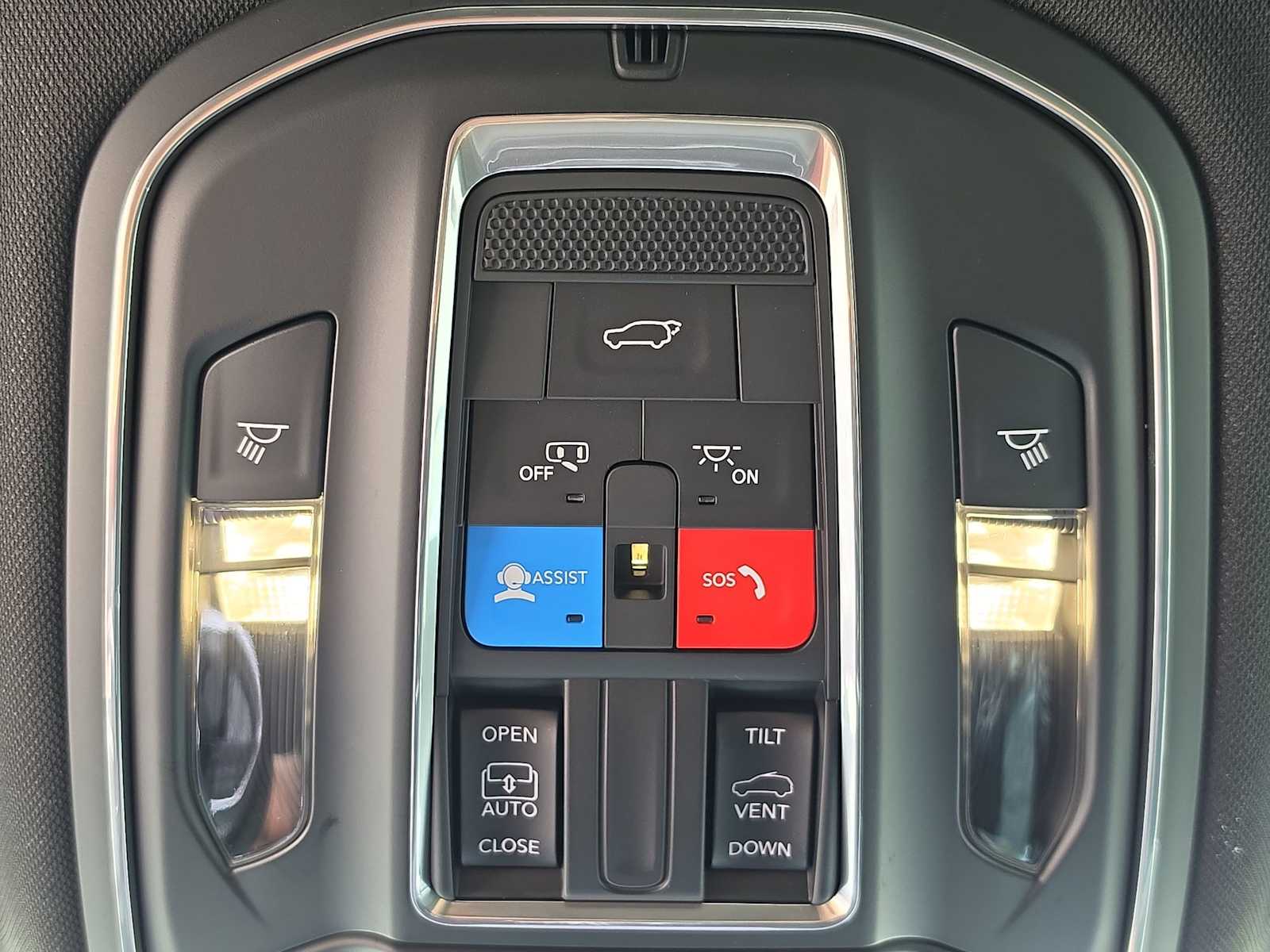 Thumbnail: 2026 Jeep Grand Cherokee - 15