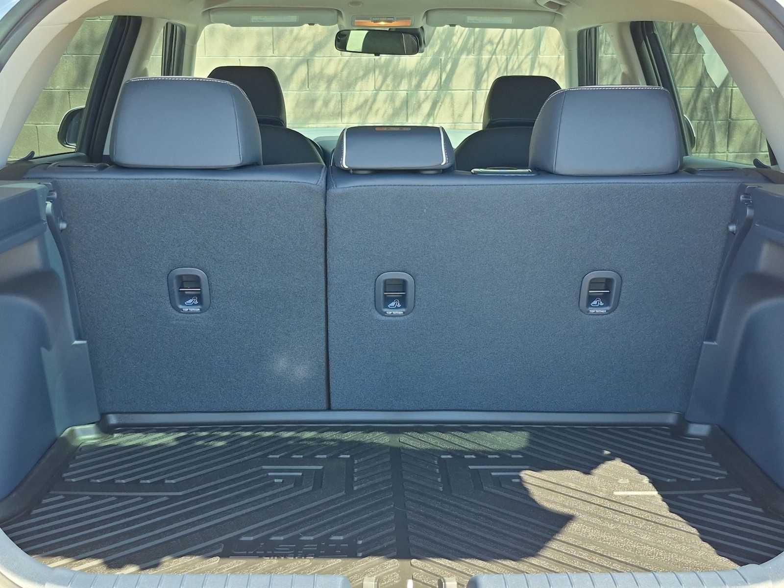 Thumbnail: 2024 Hyundai Venue - 23