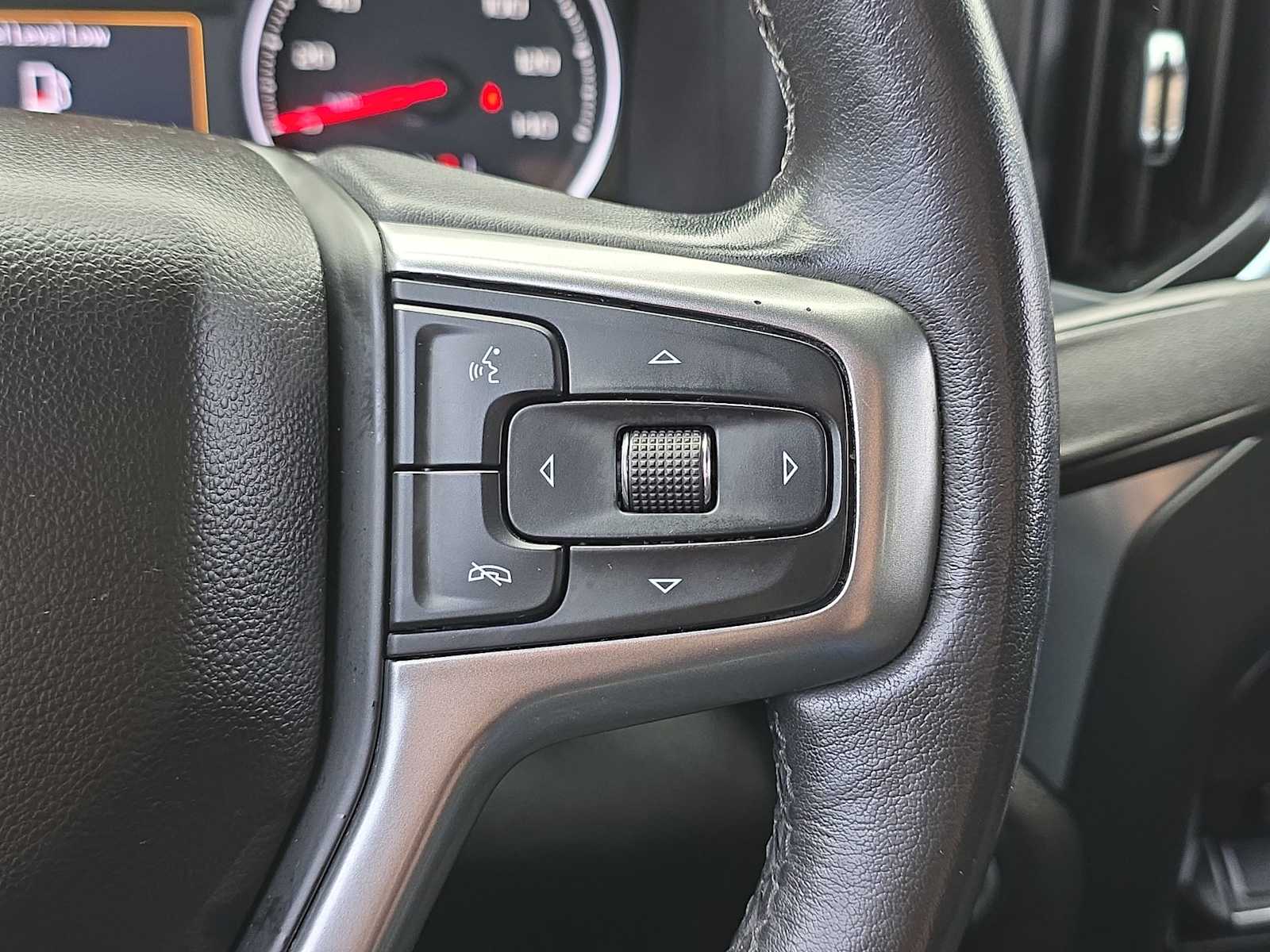 Thumbnail: 2020 Chevrolet Silverado 1500 - 22