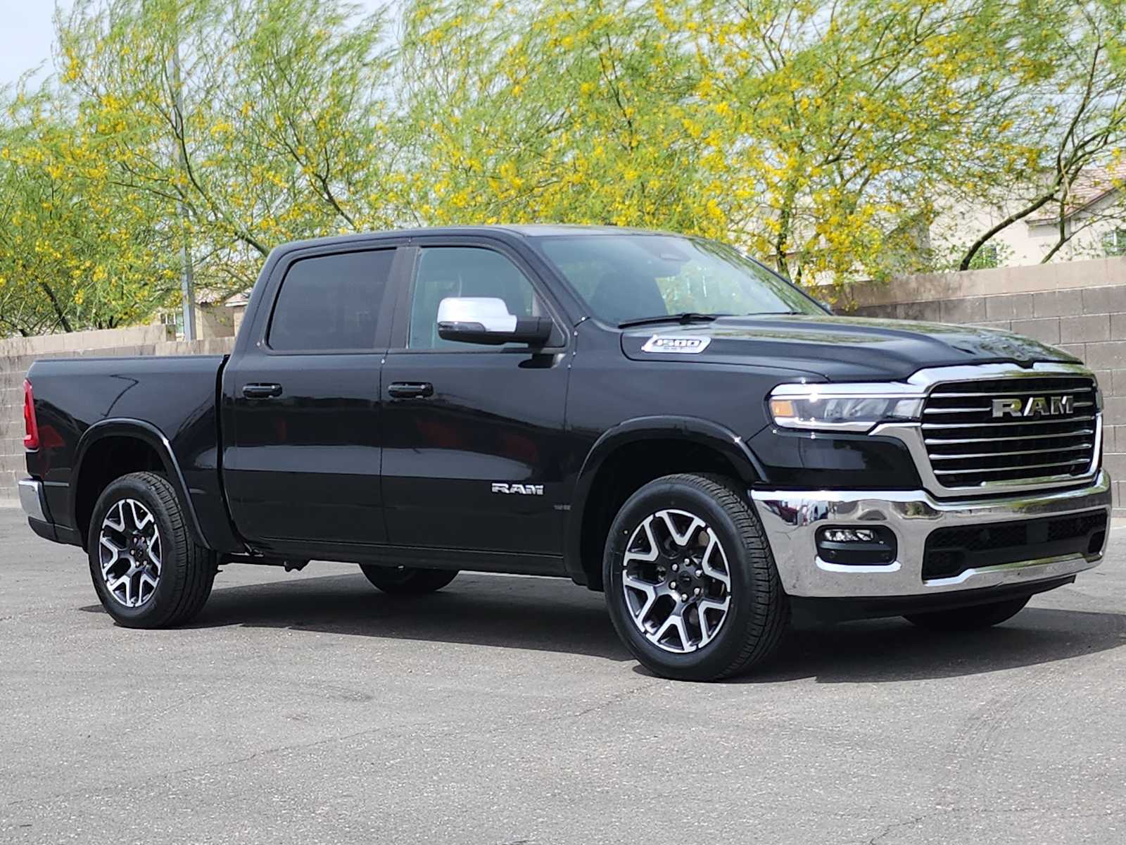 Thumbnail: 2025 RAM 1500 - 3