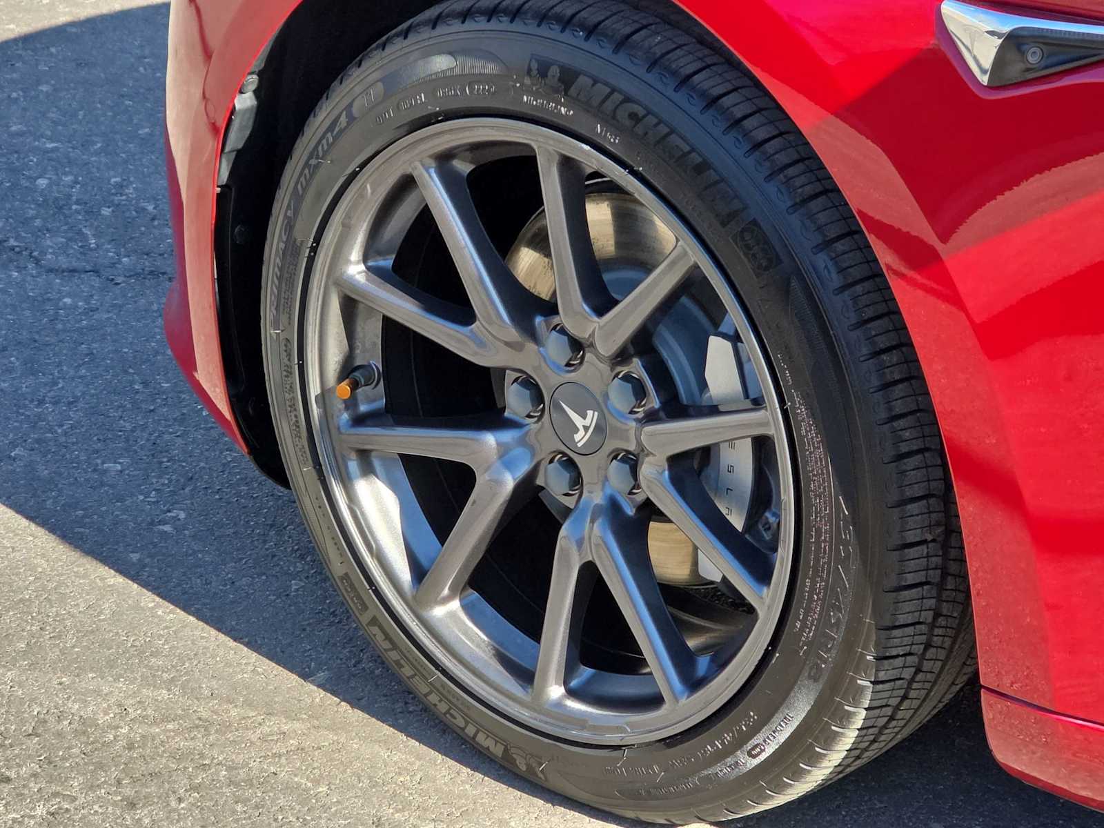 Thumbnail: 2018 Tesla Model 3 - 12