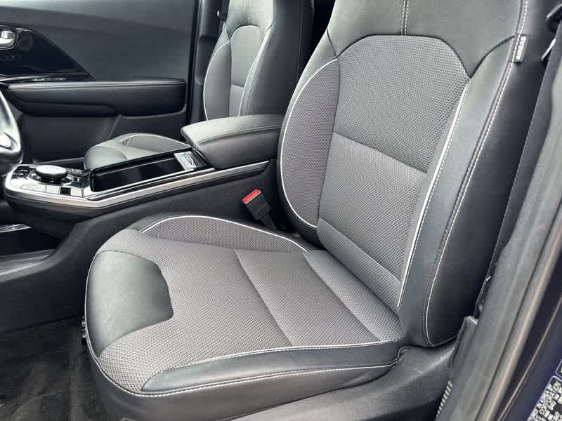 Thumbnail: 2021 Kia Niro - 15