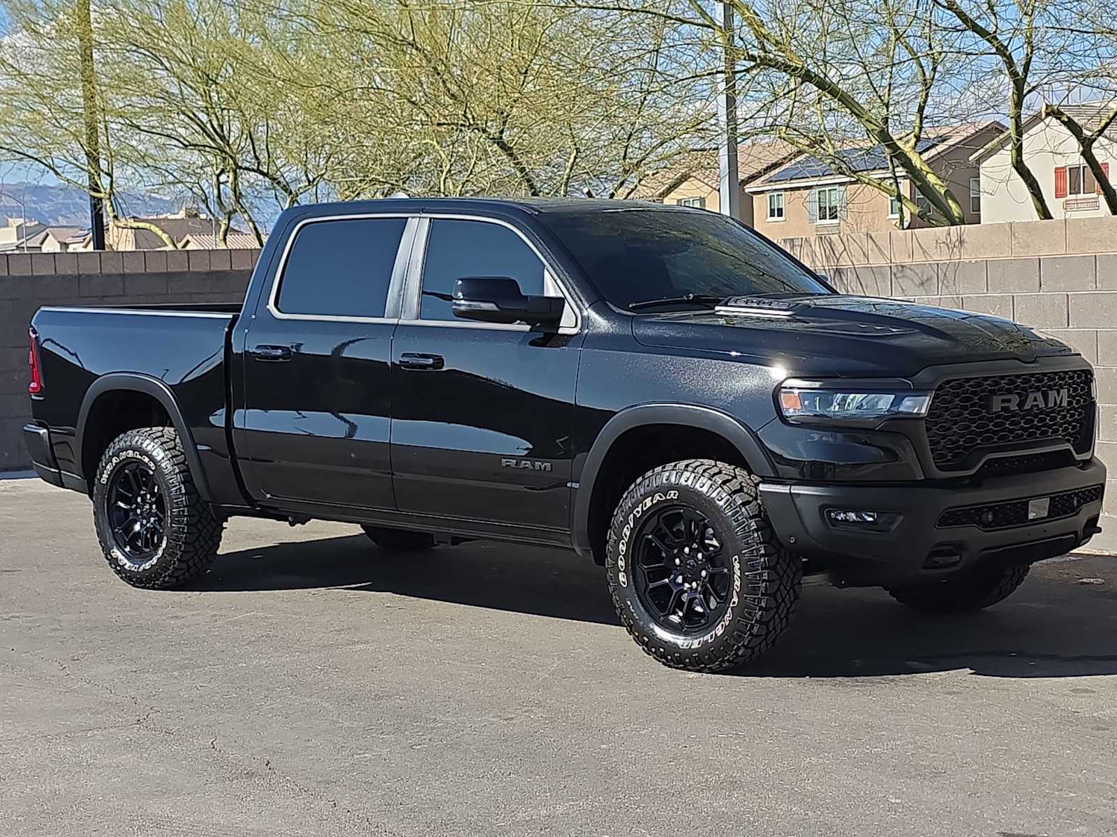 Thumbnail: 2025 RAM 1500 - 3