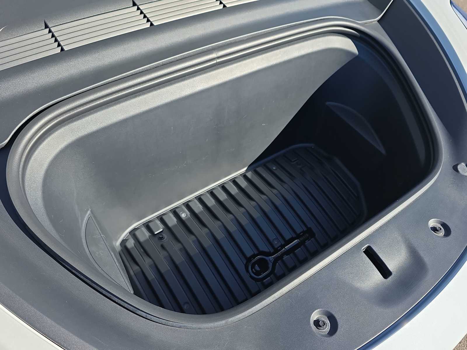 Thumbnail: 2025 Tesla Model Y - 13