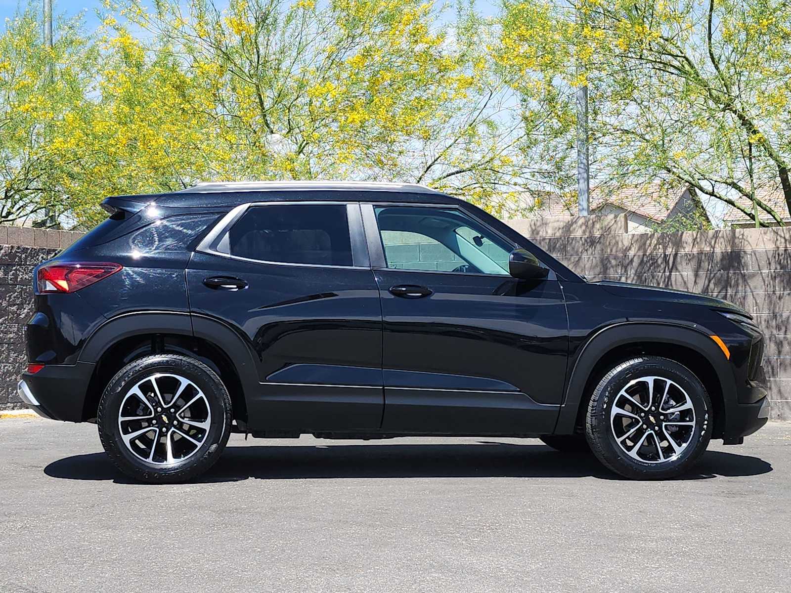 Thumbnail: 2024 Chevrolet TrailBlazer - 11