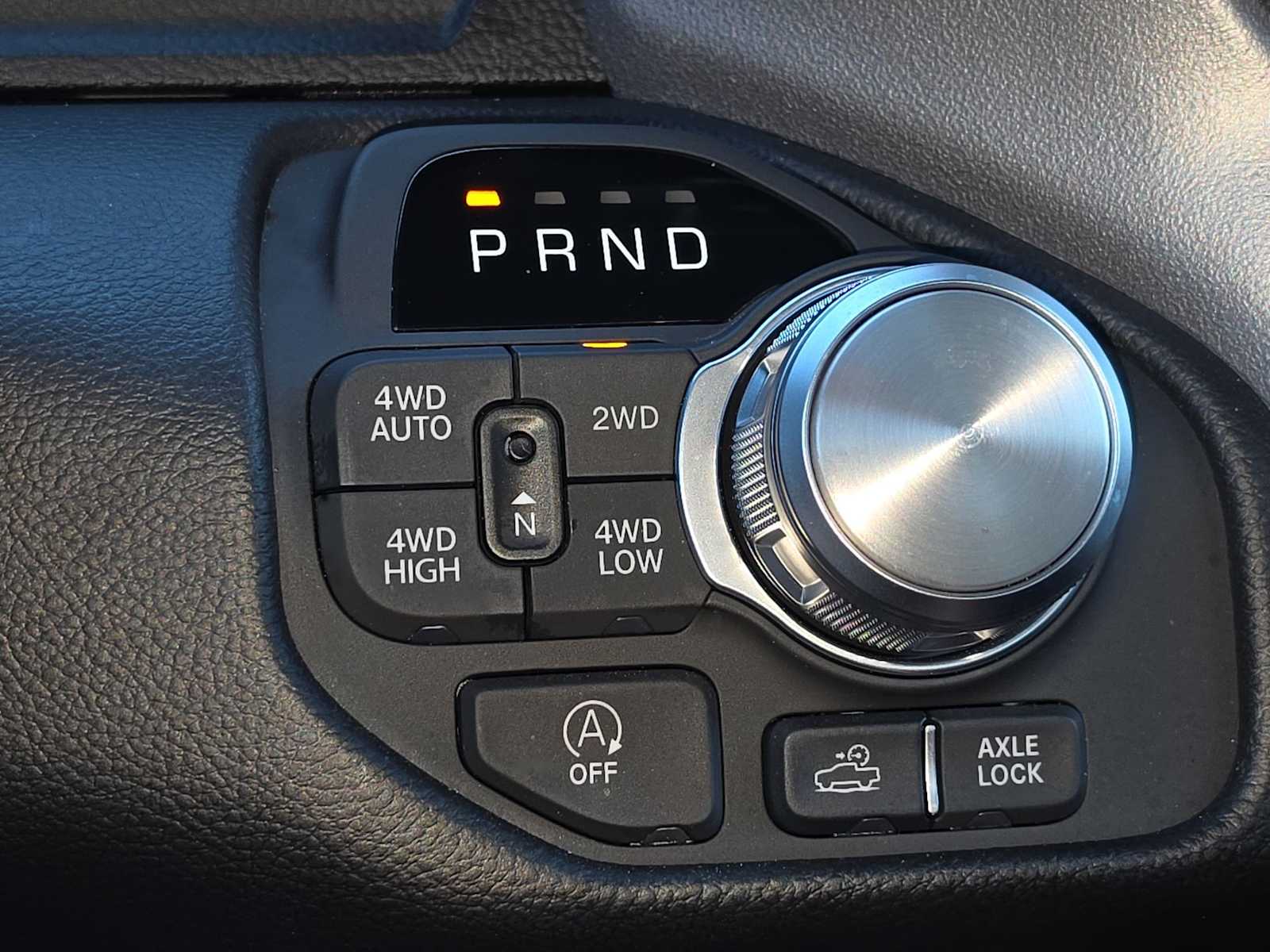 Thumbnail: 2025 RAM 1500 - 21