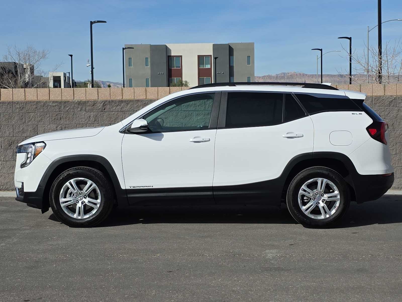 Thumbnail: 2024 GMC Terrain - 6