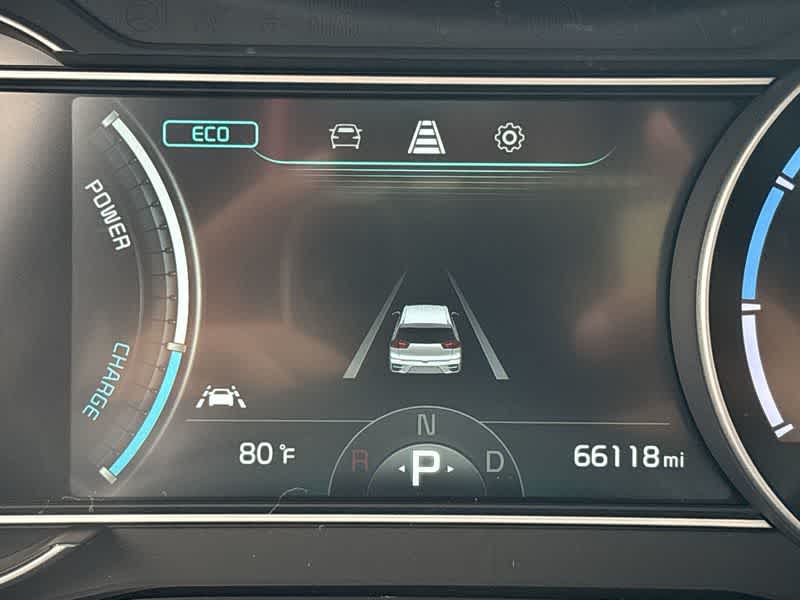 Thumbnail: 2021 Kia Niro - 22