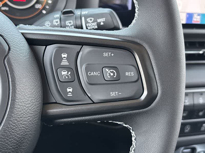 Thumbnail: 2025 Jeep Wrangler - 27