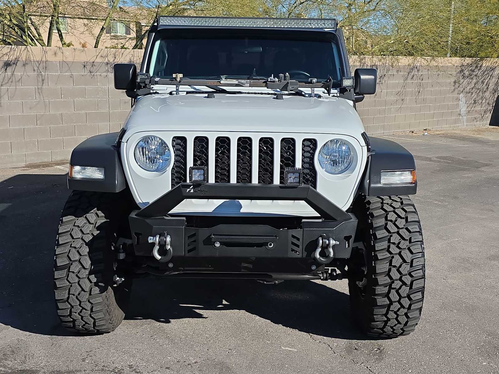 Thumbnail: 2020 Jeep Gladiator - 4