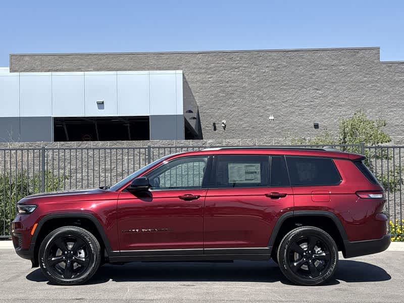 Thumbnail: 2025 Jeep Grand Cherokee L - 5