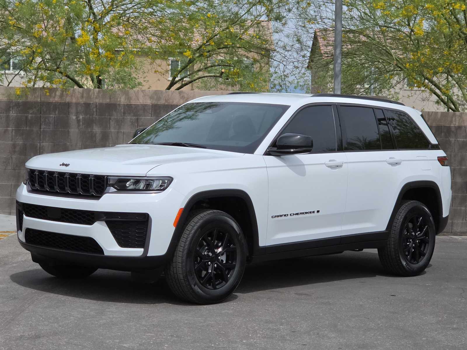 Thumbnail: 2026 Jeep Grand Cherokee - 4