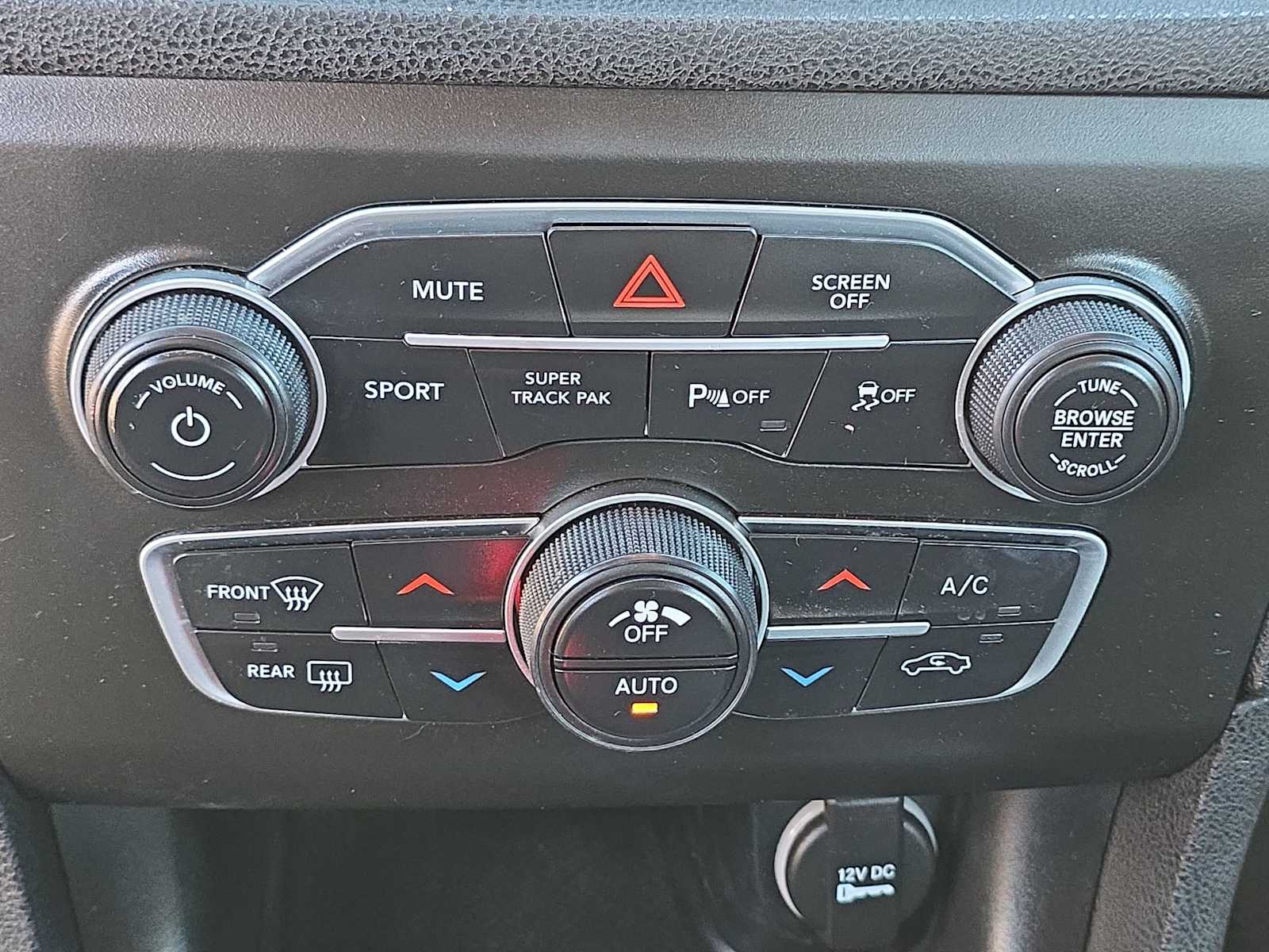 Thumbnail: 2021 Dodge Charger - 27