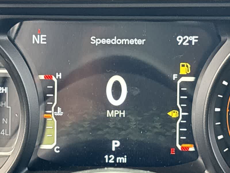 Thumbnail: 2025 Jeep Gladiator - 22