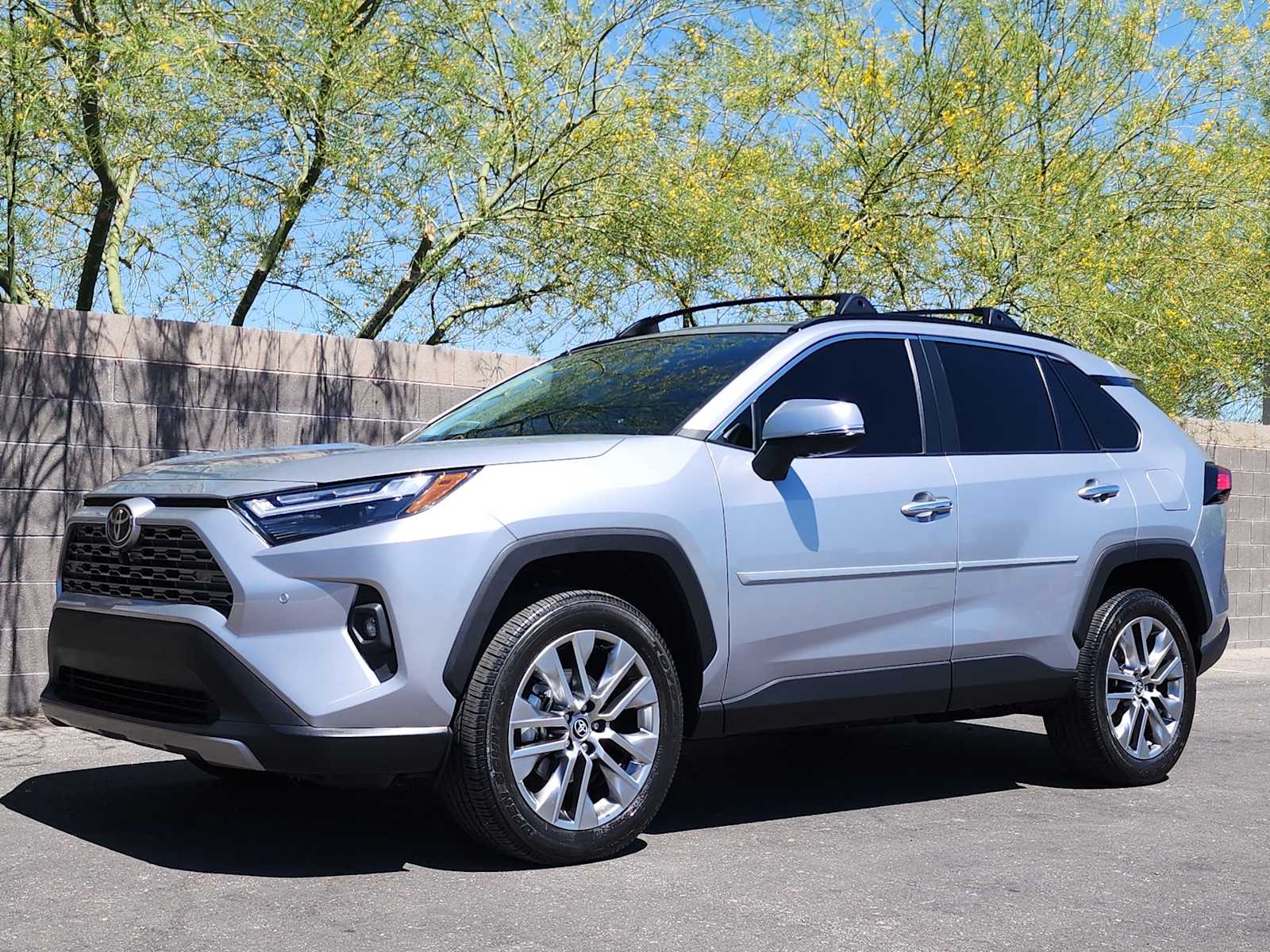 Thumbnail: 2024 Toyota RAV4 - 5