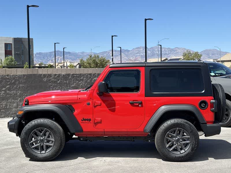 Thumbnail: 2025 Jeep Wrangler - 5