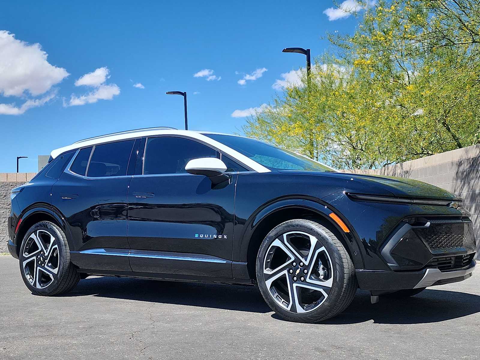 Thumbnail: 2025 Chevrolet Equinox - 3