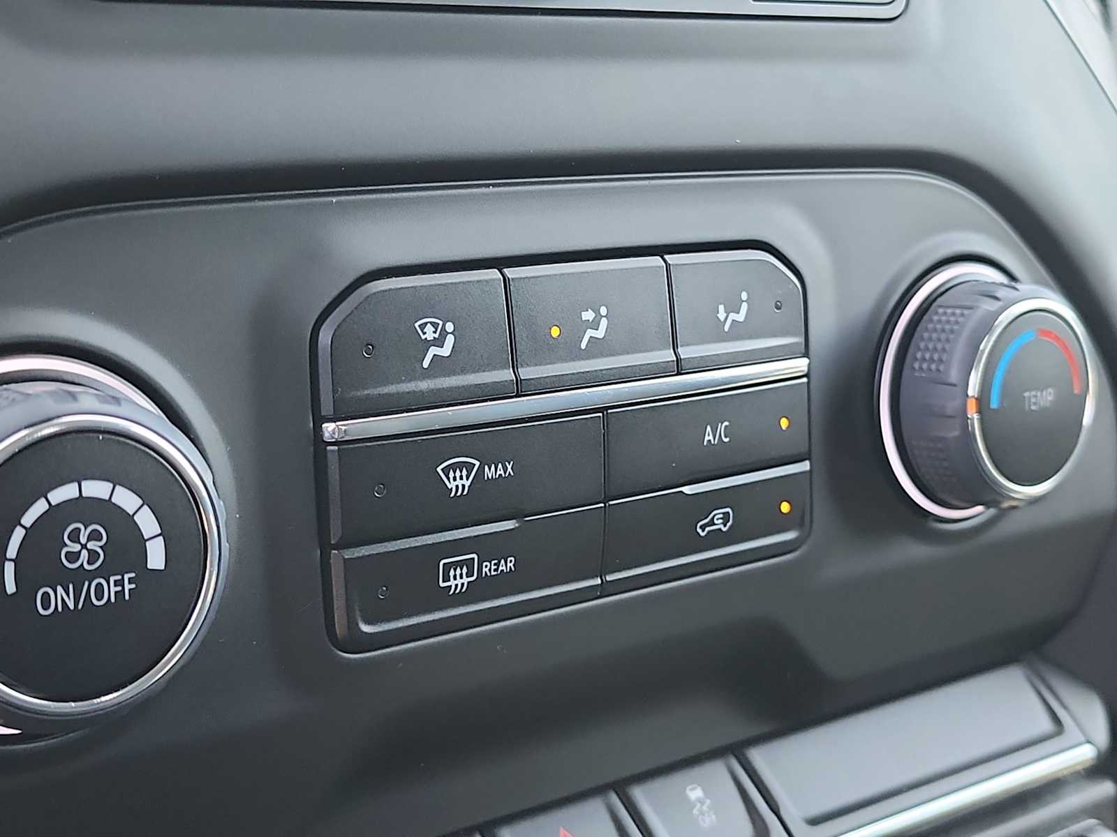 Thumbnail: 2024 Chevrolet Silverado 1500 - 28