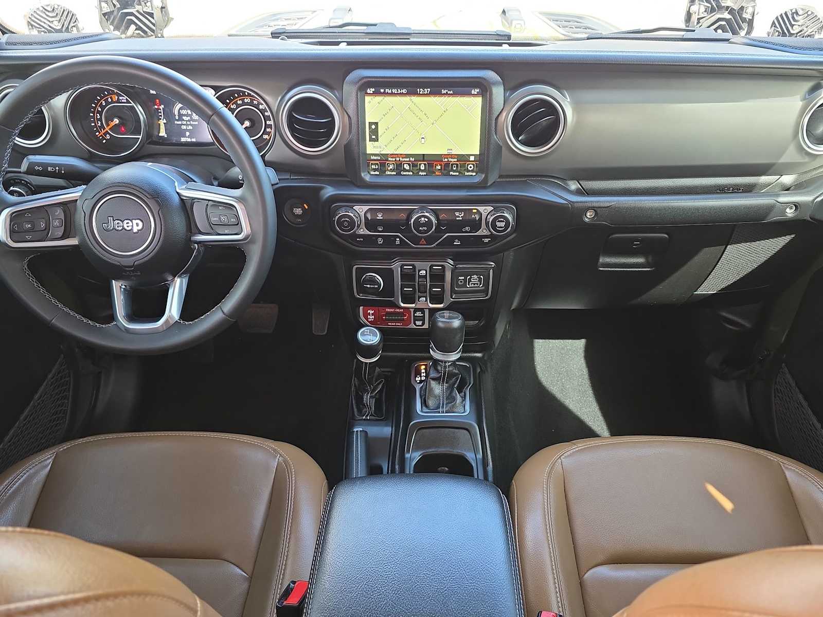 Thumbnail: 2023 Jeep Gladiator - 14