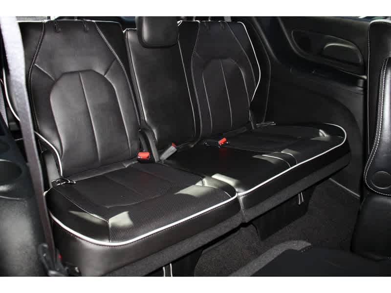 2025 Chrysler Pacifica Hybrid S Appearance 24