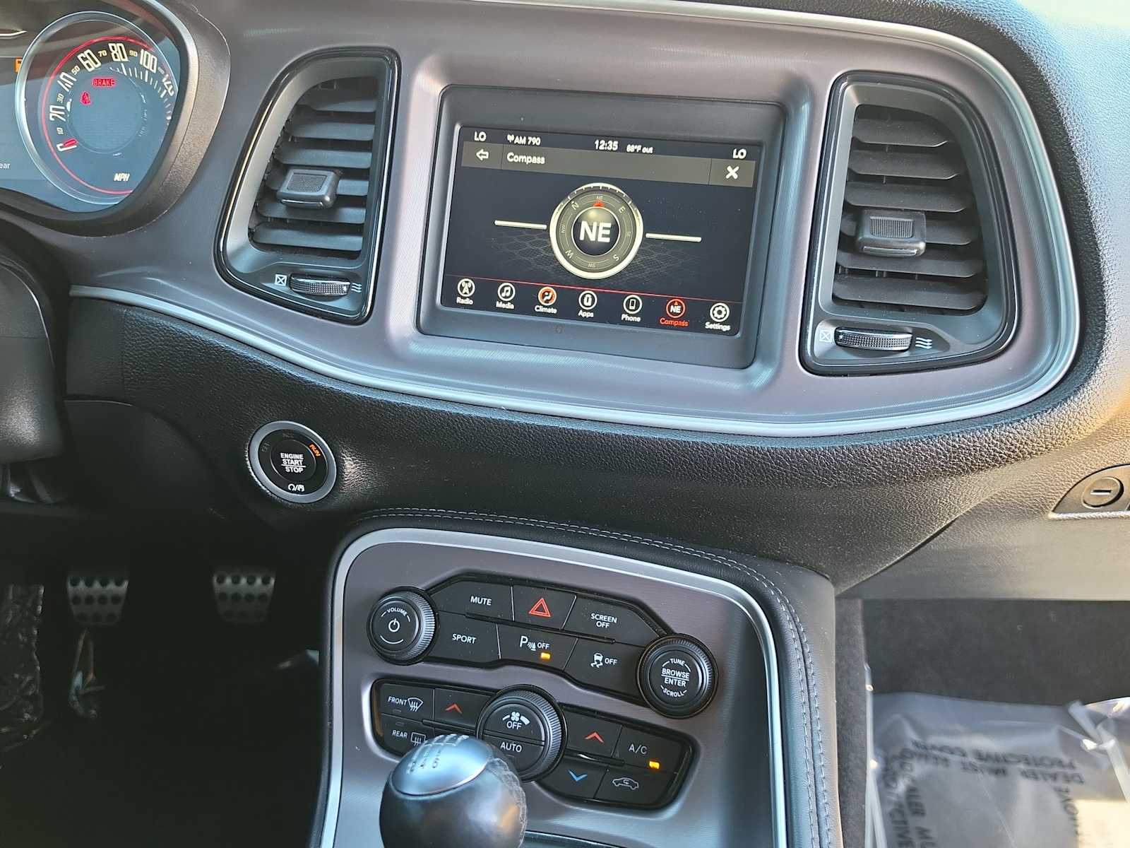 Thumbnail: 2022 Dodge Challenger - 20