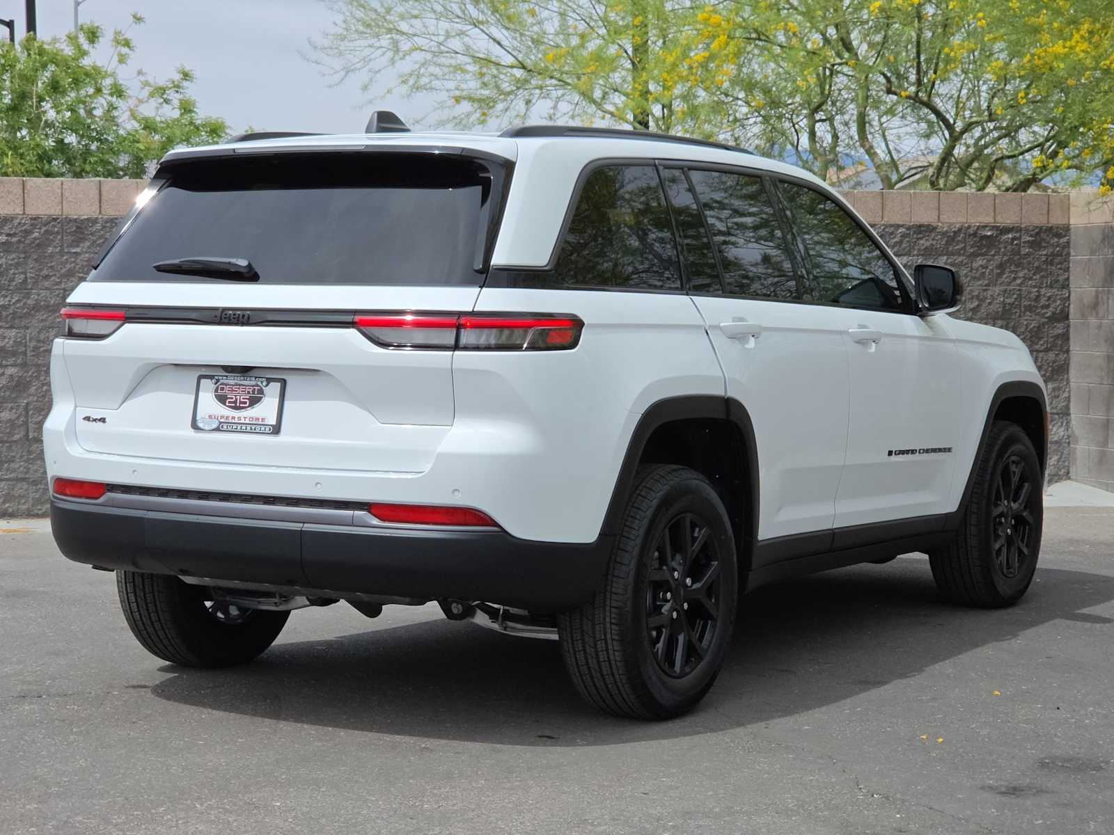 Thumbnail: 2026 Jeep Grand Cherokee - 8