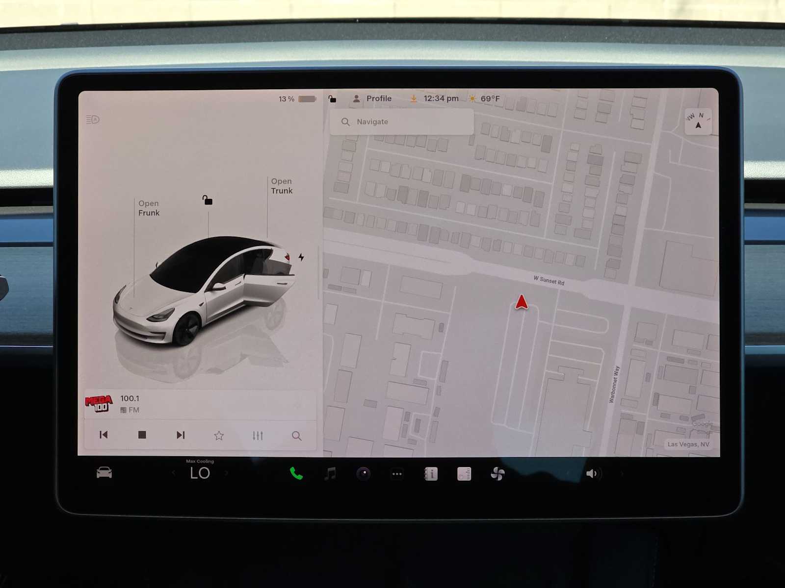 Thumbnail: 2023 Tesla Model 3 - 20